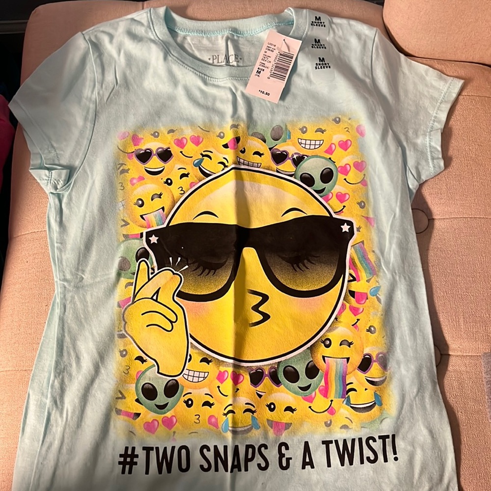 Young girls shirt